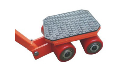 搬運(yùn)重物就用坦克搬運(yùn)車，安全又高效